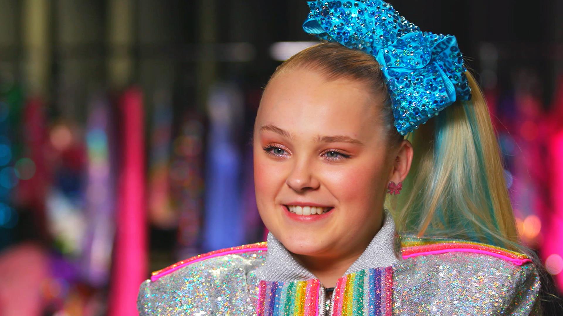 Jojo Siwa S Bedroom In Her New House Is Filled With 4 000 Pounds