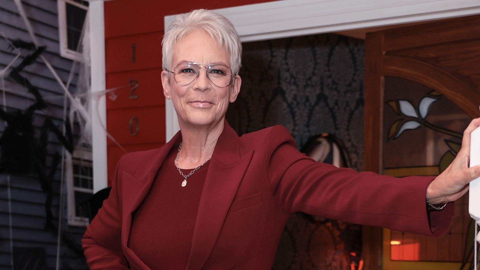 See Jamie Lee Curtis in then-and-now 'Halloween' photos